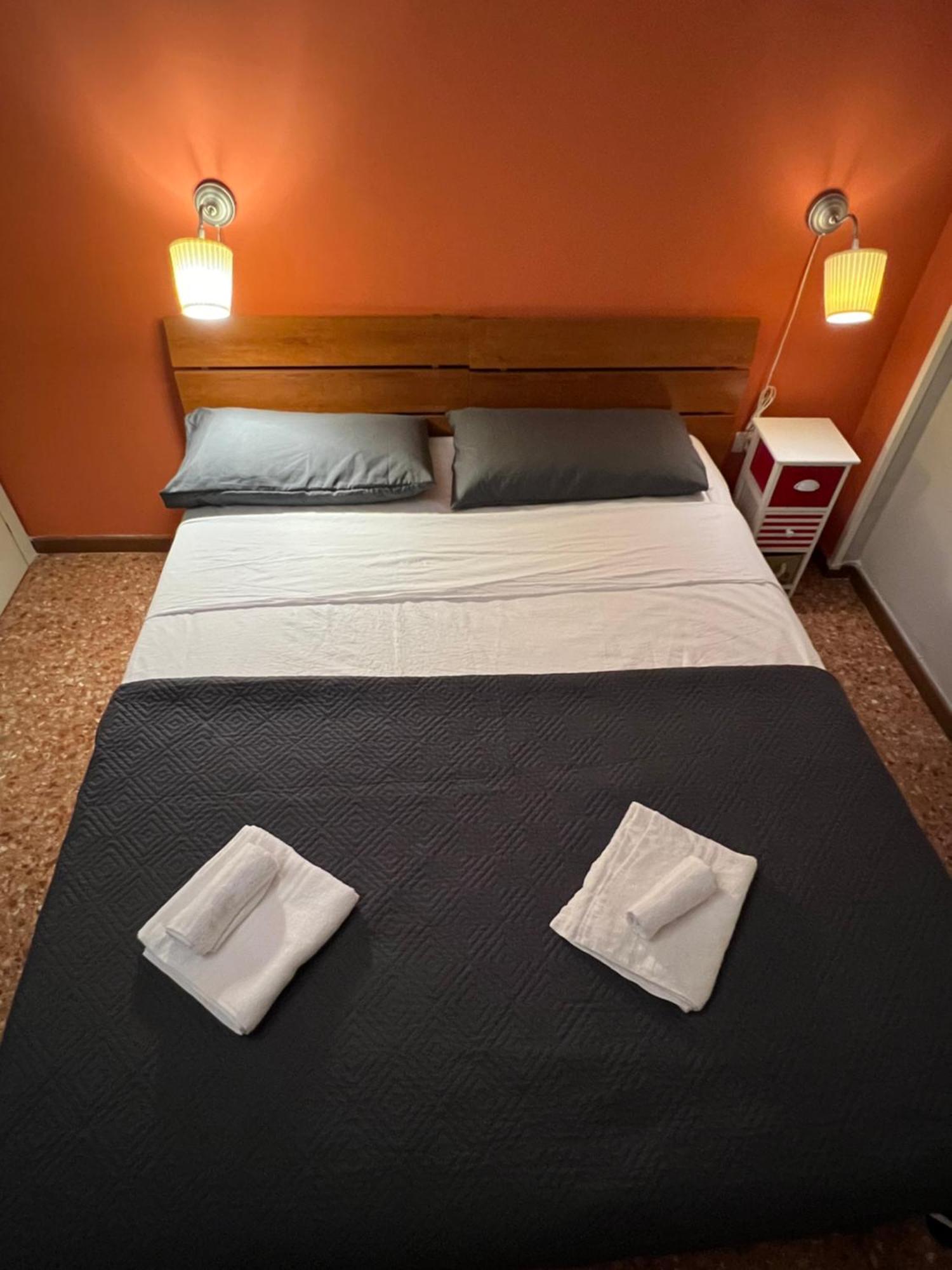 Amrani Rooms Верона Екстер'єр фото